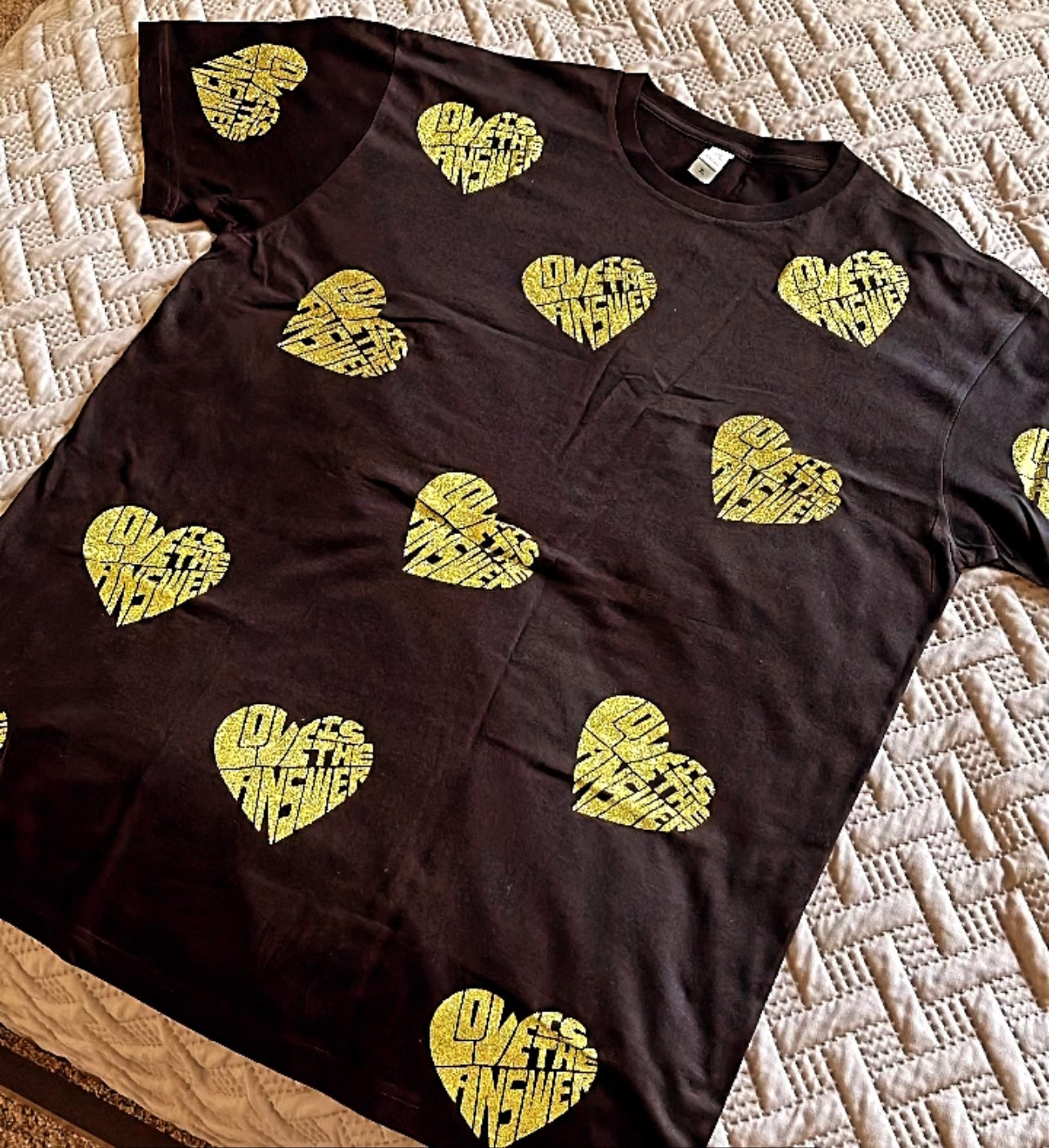 Black and gold Love all over print Tee shirt